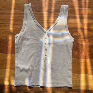 PacSun summer cropped tank. In great condition. Size XS/S.